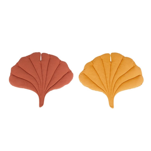 Ginkgo Leaf Sharp Cat Bed Mat